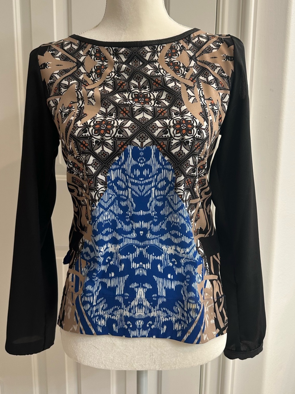 Hale Bob Blue Tan and Black Long-Sleeve Top